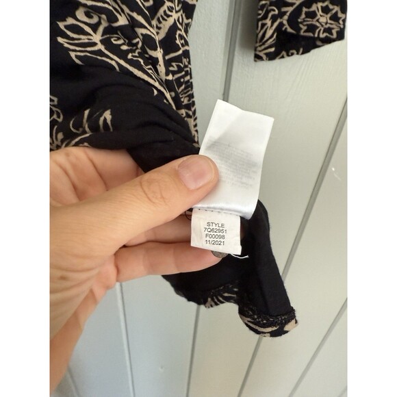 Lucky Brand Tunic Top 1X Black Paisley Floral Keyhole Neck Viscose Stretch Knit - Picture 5 of 6
